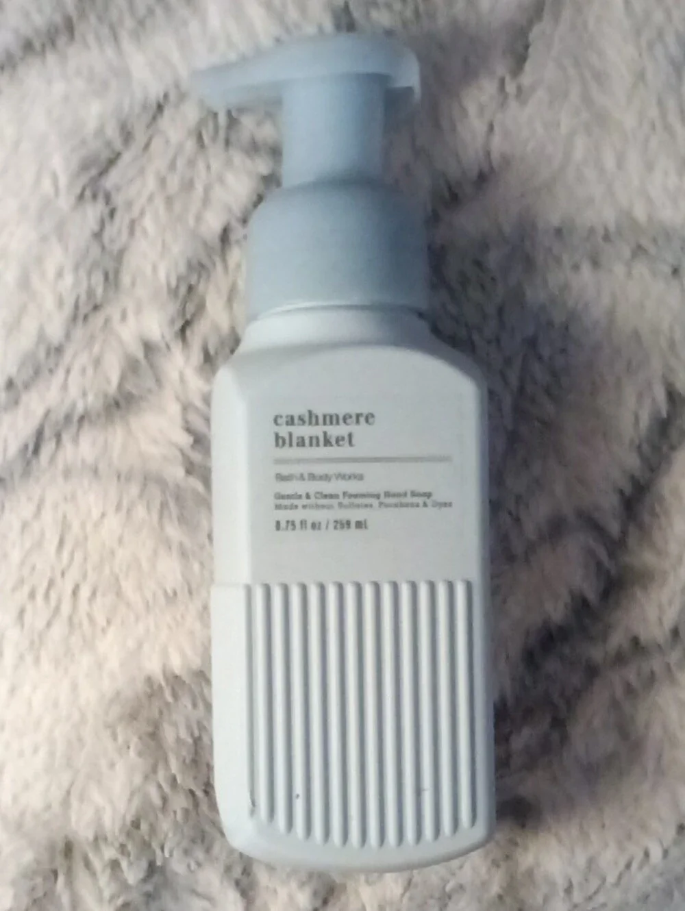 🫧Bath & Body Works Cashmere Blanket Foaming Hand Soap 🫧